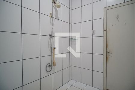 Banheiro de casa à venda com 2 quartos, 110m² em Navegantes, Porto Alegre