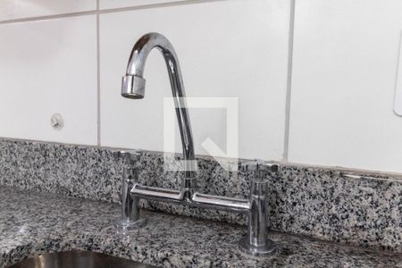 Apartamento à venda com 48m², 2 quartos e 1 vagaCozinha - Torneira
