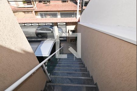 Casa à venda com 188m², 3 quartos e 4 vagas Casa à venda com 188m², 3 quartos e 4 vagasEscada