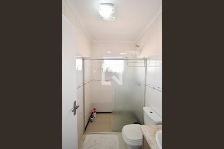 Casa à venda com 188m², 3 quartos e 4 vagas Casa à venda com 188m², 3 quartos e 4 vagasBanheiro da Suíte