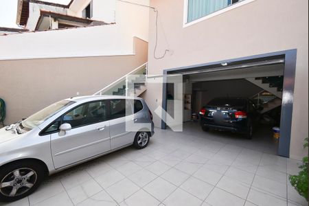 Casa à venda com 188m², 3 quartos e 4 vagas Casa à venda com 188m², 3 quartos e 4 vagasGaragem