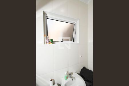 Casa à venda com 188m², 3 quartos e 4 vagas Casa à venda com 188m², 3 quartos e 4 vagasBanheiro externo