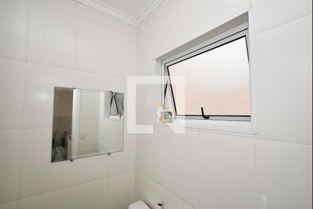 Casa à venda com 188m², 3 quartos e 4 vagas Casa à venda com 188m², 3 quartos e 4 vagasBanheiro externo