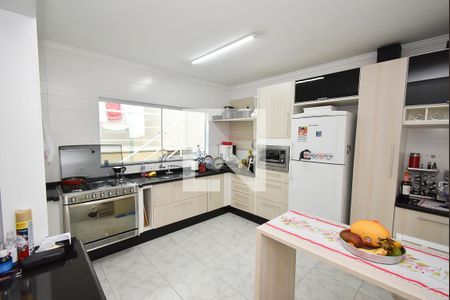 Casa à venda com 188m², 3 quartos e 4 vagas Casa à venda com 188m², 3 quartos e 4 vagasCozinha