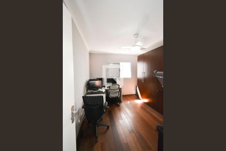 Casa à venda com 188m², 3 quartos e 4 vagas Casa à venda com 188m², 3 quartos e 4 vagasQuarto 1