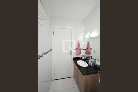 Casa à venda com 188m², 3 quartos e 4 vagas Casa à venda com 188m², 3 quartos e 4 vagasBanheiro