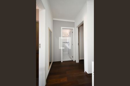 Casa à venda com 188m², 3 quartos e 4 vagas Casa à venda com 188m², 3 quartos e 4 vagasDetalhe