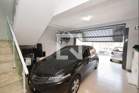 Casa à venda com 188m², 3 quartos e 4 vagas Casa à venda com 188m², 3 quartos e 4 vagasGaragem
