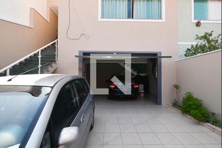 Casa à venda com 188m², 3 quartos e 4 vagas Casa à venda com 188m², 3 quartos e 4 vagasGaragem