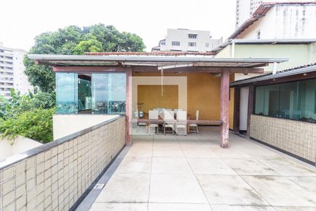 Casa à venda com 400m², 5 quartos e 4 vagasÁrea da Churrasqueira/Área de Serviço