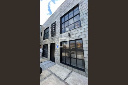 Fachada  de kitnet/studio para alugar com 1 quarto, 38m² em Bosque da Saúde, São Paulo