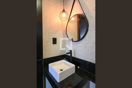 Banheiro  de kitnet/studio para alugar com 1 quarto, 38m² em Bosque da Saúde, São Paulo