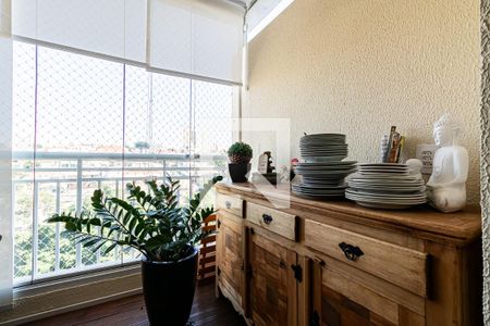 Varanda de apartamento para alugar com 3 quartos, 64m² em Vila Fernandes, São Paulo