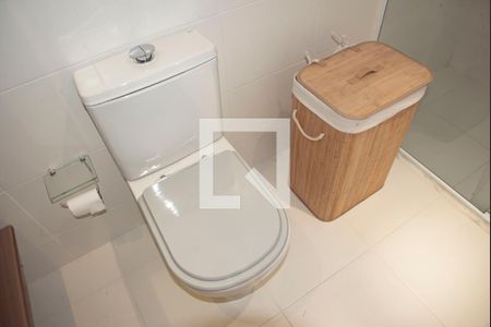 Banheiro de kitnet/studio à venda com 1 quarto, 26m² em Mirandópolis, São Paulo