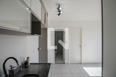 Sala/Cozinha de apartamento para alugar com 2 quartos, 35m² em Cambuci, São Paulo