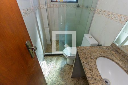 Apartamento à venda com 120m², 3 quartos e sem vaga Apartamento à venda com 120m², 3 quartos e sem vagaBanheiro da Suíte 2