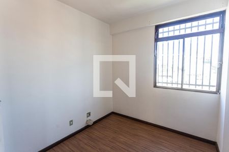 Quarto 1 de apartamento para alugar com 2 quartos, 65m² em Ipiranga, Belo Horizonte