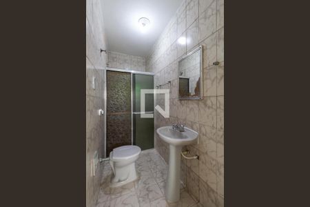 Banheiro de casa para alugar com 3 quartos, 130m² em Vila Santa Teresa (zona Leste), São Paulo