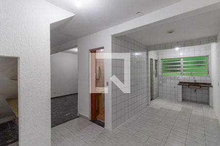 Cozinha de casa para alugar com 3 quartos, 130m² em Vila Santa Teresa (zona Leste), São Paulo