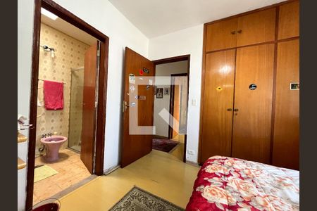 Casa à venda com 300m², 4 quartos e 5 vagasSuite 2
