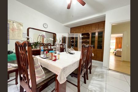 Casa à venda com 300m², 4 quartos e 5 vagasSala de Jantar