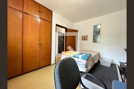 Casa à venda com 300m², 4 quartos e 5 vagasQuarto 4