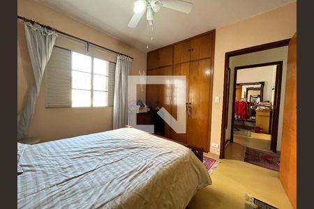 Casa à venda com 300m², 4 quartos e 5 vagasSuite 1