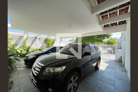 Casa à venda com 300m², 4 quartos e 5 vagasGaragem