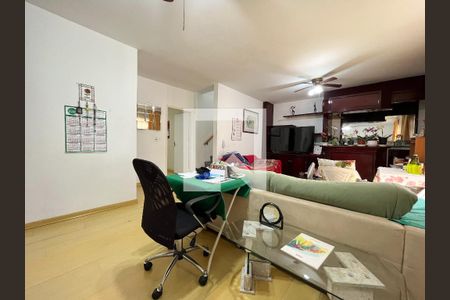 Sala de casa para alugar com 4 quartos, 300m² em Vila da Saúde, São Paulo