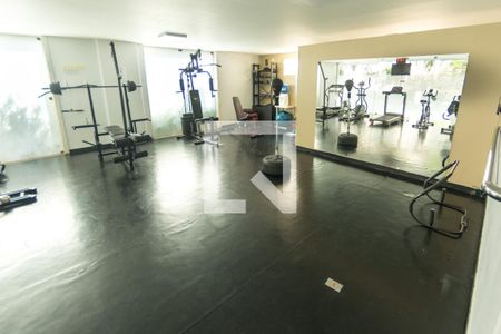 Apartamento à venda com 110m², 3 quartos e 1 vaga Apartamento à venda com 110m², 3 quartos e 1 vagaÁrea comum - Academia