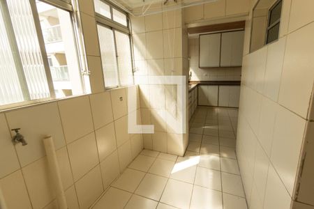 Apartamento à venda com 110m², 3 quartos e 1 vaga Apartamento à venda com 110m², 3 quartos e 1 vagaÁrea de Serviço