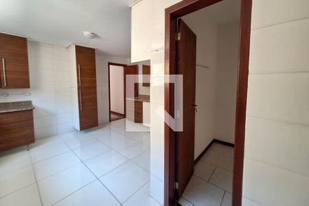 Casa à venda com 138m², 3 quartos e 2 vagasCozinha