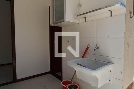 Casa à venda com 138m², 3 quartos e 2 vagasÁrea de Serviço