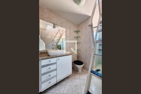 Casa à venda com 138m², 3 quartos e 2 vagasBanheiro da Suíte