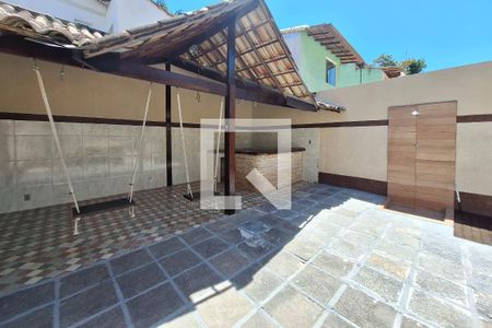 Casa à venda com 138m², 3 quartos e 2 vagasQuintal