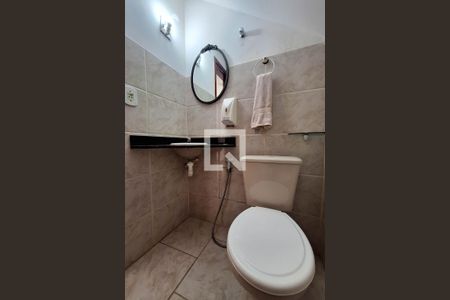 Casa à venda com 138m², 3 quartos e 2 vagasLavabo