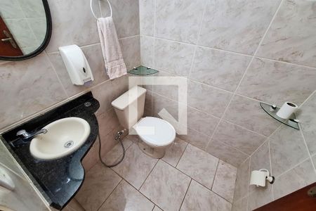 Casa à venda com 138m², 3 quartos e 2 vagasLavabo