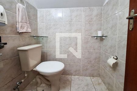 Casa à venda com 138m², 3 quartos e 2 vagasLavabo