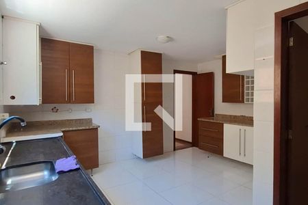 Casa à venda com 138m², 3 quartos e 2 vagasCozinha
