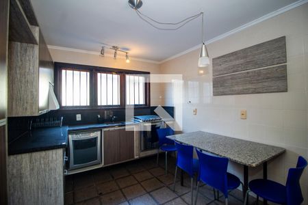 Casa à venda com 259m², 4 quartos e 5 vagasCozinha