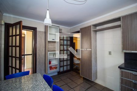 Casa à venda com 259m², 4 quartos e 5 vagasCozinha