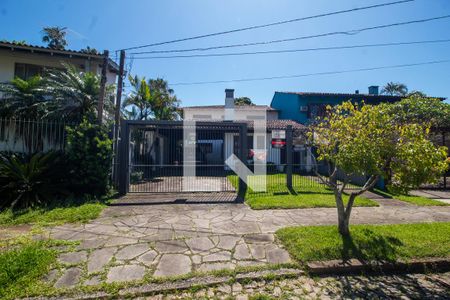 Casa à venda com 259m², 4 quartos e 5 vagasQuintal