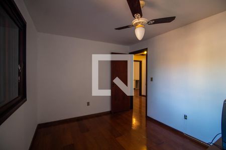 Casa à venda com 259m², 4 quartos e 5 vagasQuarto 4