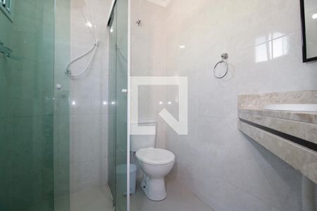 Casa à venda com 145m², 2 quartos e 2 vagasBanheiro da Suíte 2