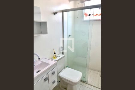 Banheiro de apartamento para alugar com 1 quarto, 30m² em Maria da Graça, Rio de Janeiro