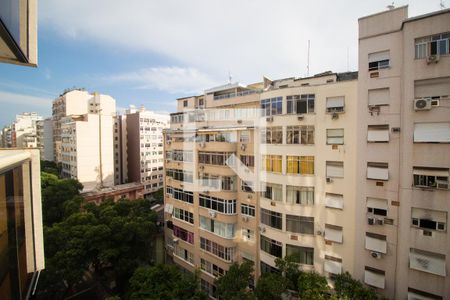 Vista da varanda da Sala e do Quarto 1 de apartamento à venda com 2 quartos, 59m² em Copacabana, Rio de Janeiro