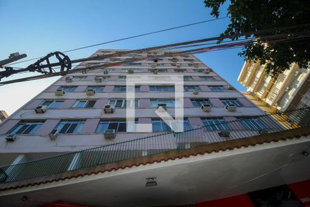 Apartamento à venda com 70m², 2 quartos e sem vagaFachada do Prédio