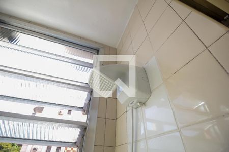 Apartamento à venda com 70m², 2 quartos e sem vagaChuveiro