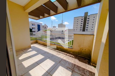 Apartamento à venda com 122m², 2 quartos e 1 vaga Apartamento à venda com 122m², 2 quartos e 1 vagaSala 2 - Sacada