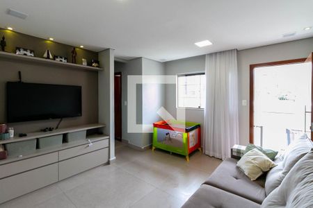 Sala de casa à venda com 3 quartos, 210m² em Morro do Confisco, Contagem
